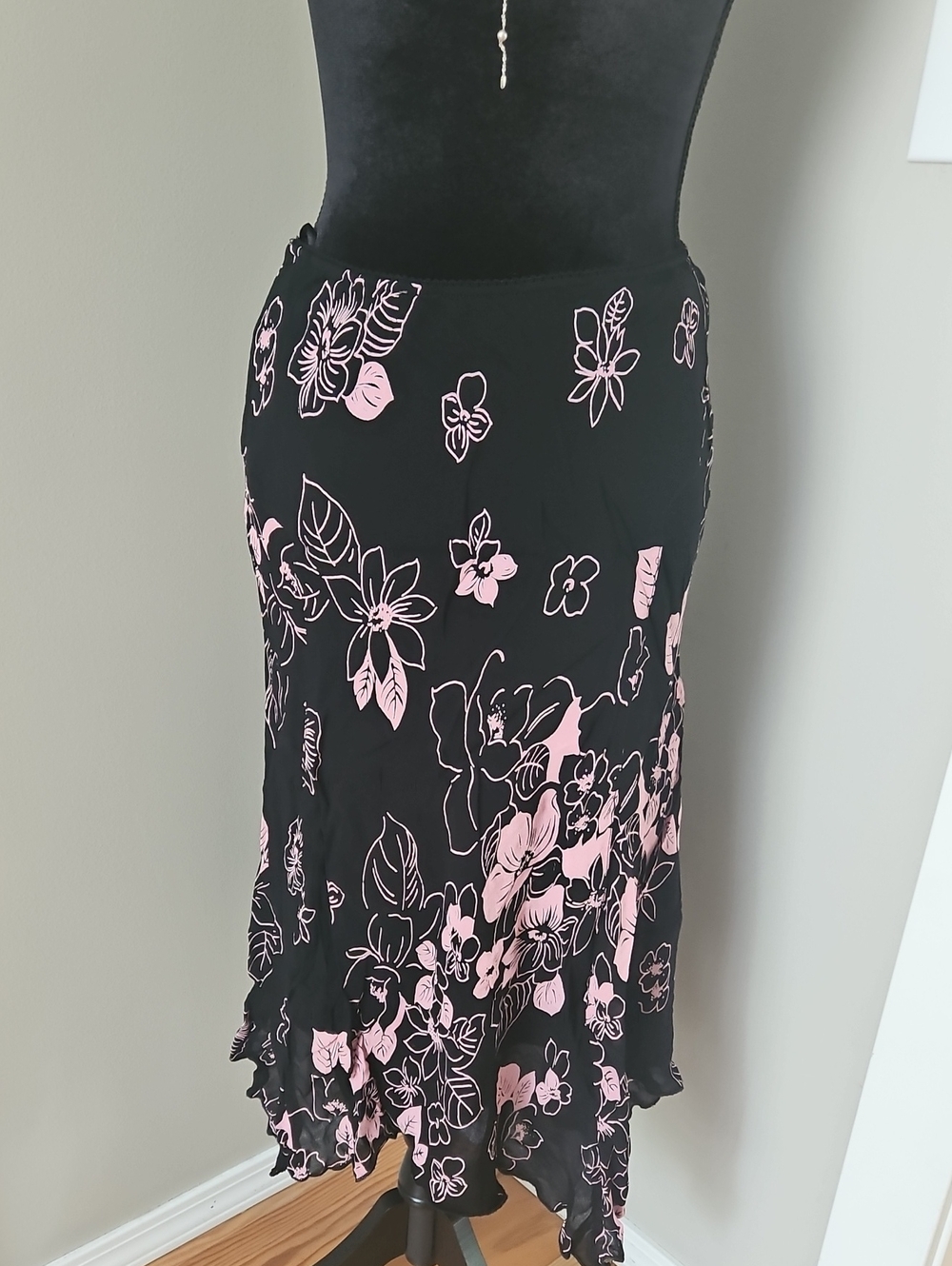 Angie Black Midi Skirt with Pink Floral Print